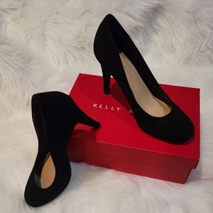 Kelly & Katie Larrissa Pumps